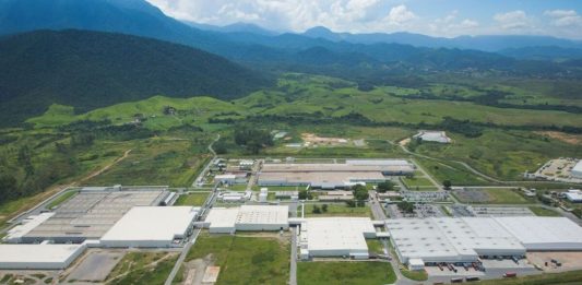 Famosa fábrica de pneus fecha no Brasil após décadas e afeta 350 trabalhadores; veja o motivo Michelin encerrou fábrica ligada à Levorin em Guarulhos, afetando cerca de 350 trabalhadores. Entenda os motivos e o que muda para a empresa no Brasil.