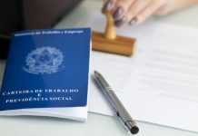 Trabalhador larga emprego após receber promessa de nova vaga, fica sem nenhum dos dois e Justiça condena empresa a indenizar em R$ 17 mil por falsa promessa de emprego