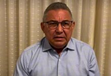 Pastor é condenado a pagar R$ 50 mil após associar autismo ao diabo durante pregação